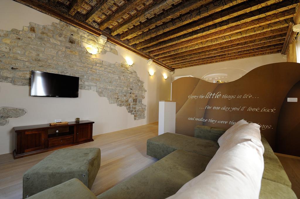 Desiderata Studio Apartment Σπλιτ Δωμάτιο φωτογραφία